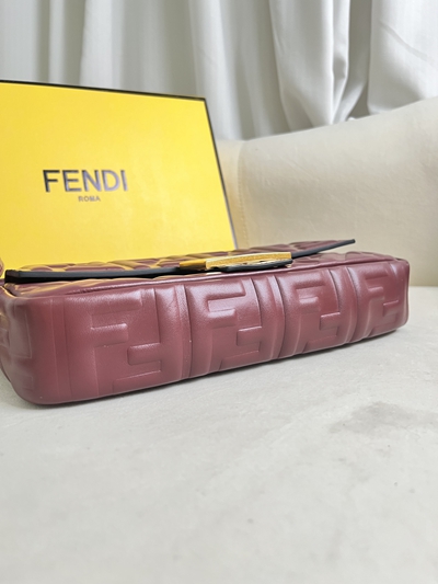 フェンディバッグ全体デザイン